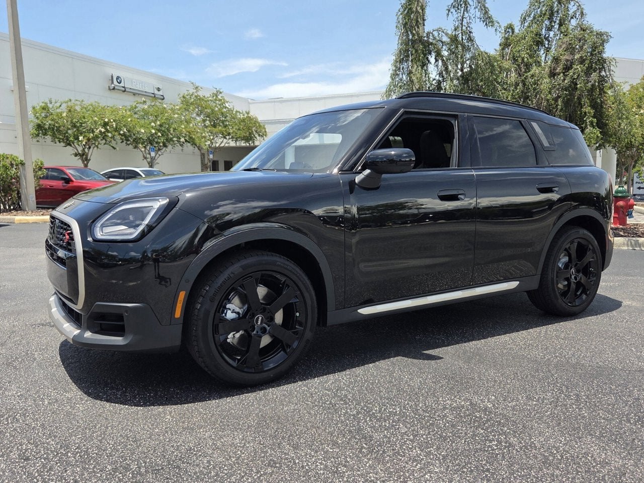 2027 MINI COUNTRYMAN ICONIC