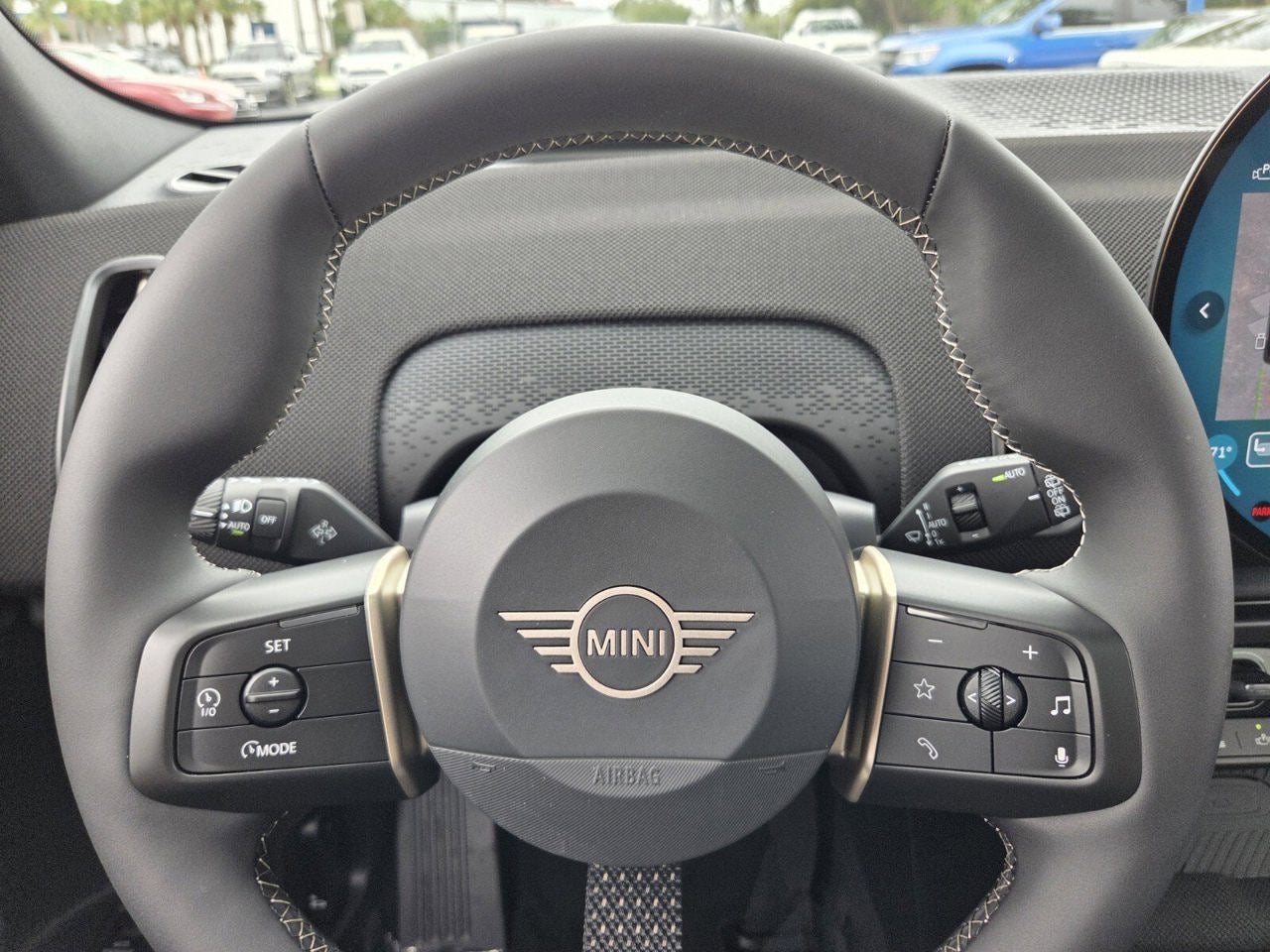2027 MINI COUNTRYMAN ICONIC