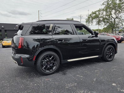 2027 MINI COUNTRYMAN ICONIC