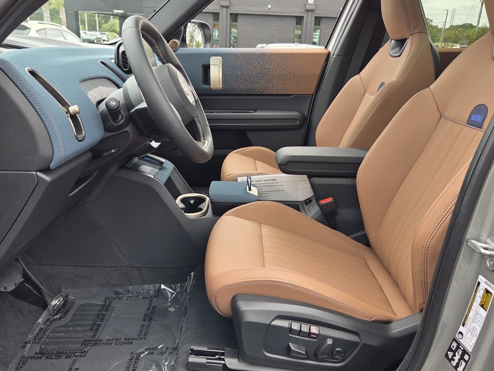 2027 MINI COUNTRYMAN ICONIC