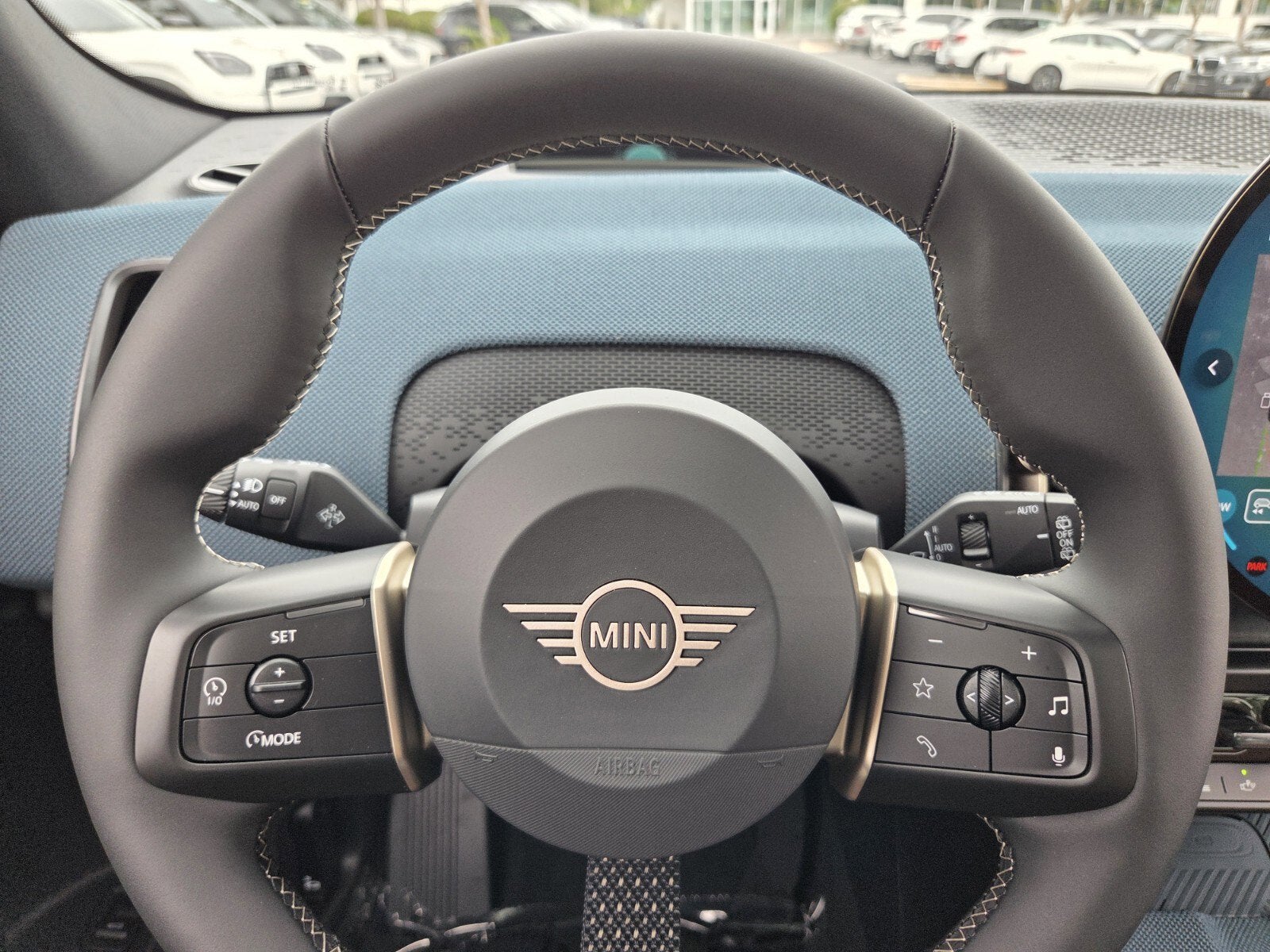 2027 MINI COUNTRYMAN ICONIC