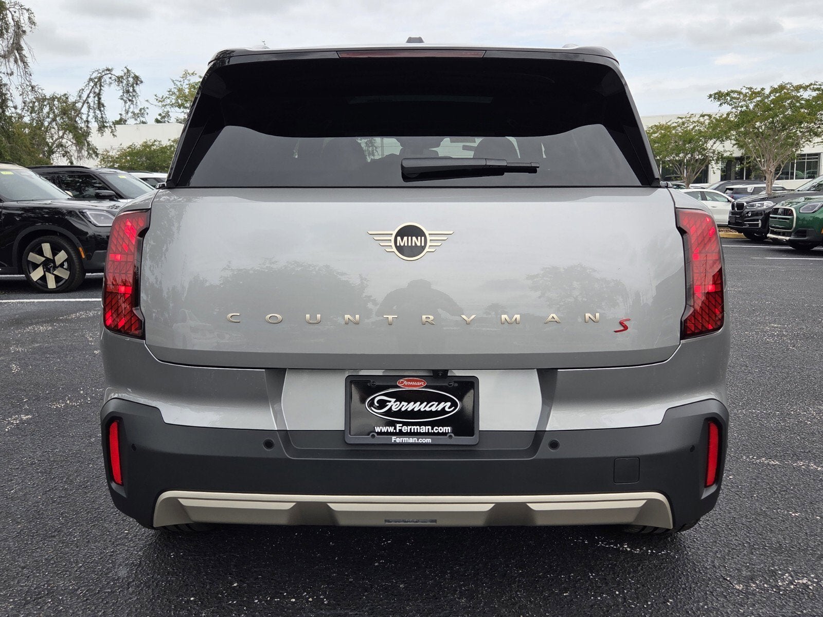2027 MINI COUNTRYMAN ICONIC