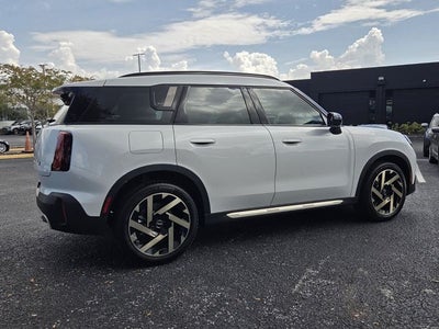 2027 MINI COUNTRYMAN SIGNATURE PLUS