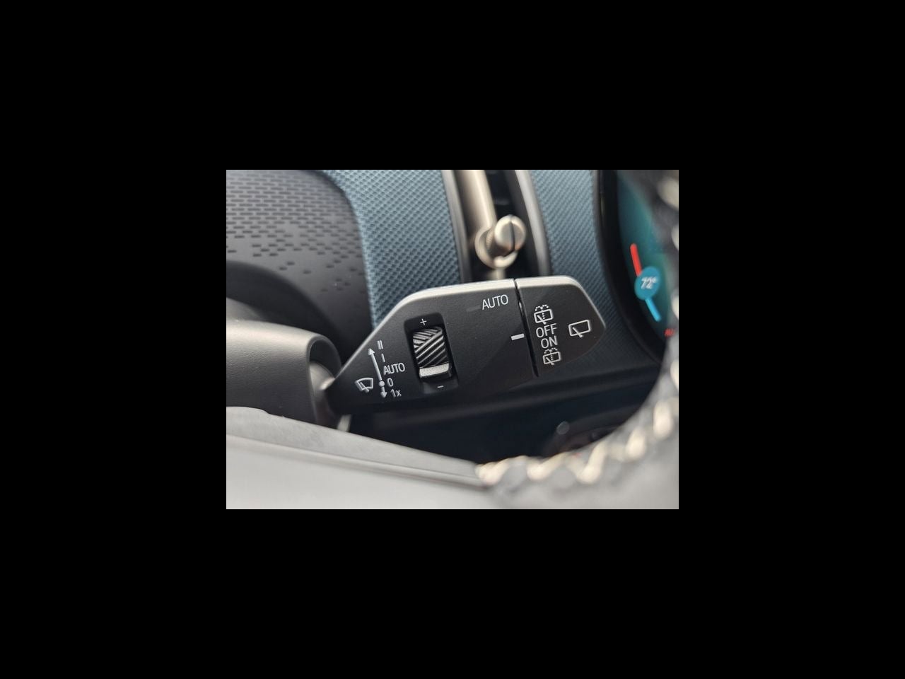 2027 MINI COUNTRYMAN SIGNATURE PLUS
