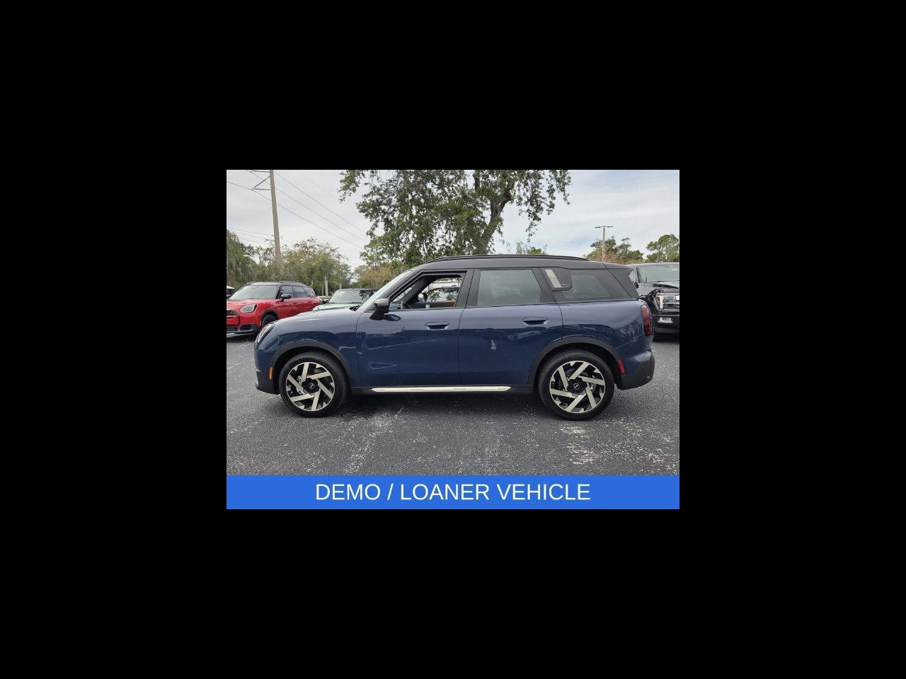 2027 MINI COUNTRYMAN SIGNATURE PLUS