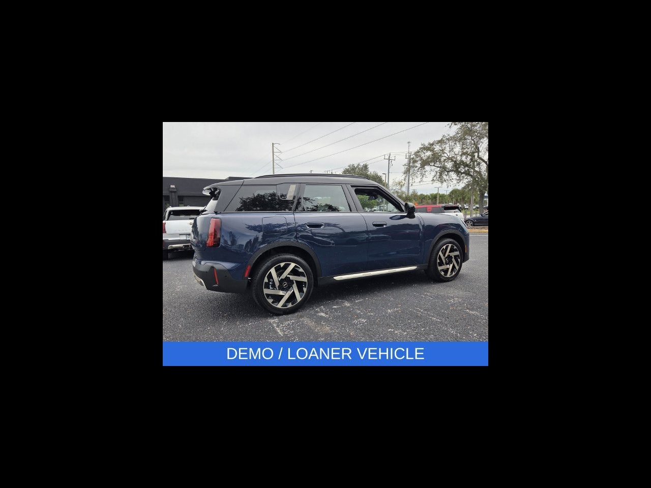 2027 MINI COUNTRYMAN SIGNATURE PLUS