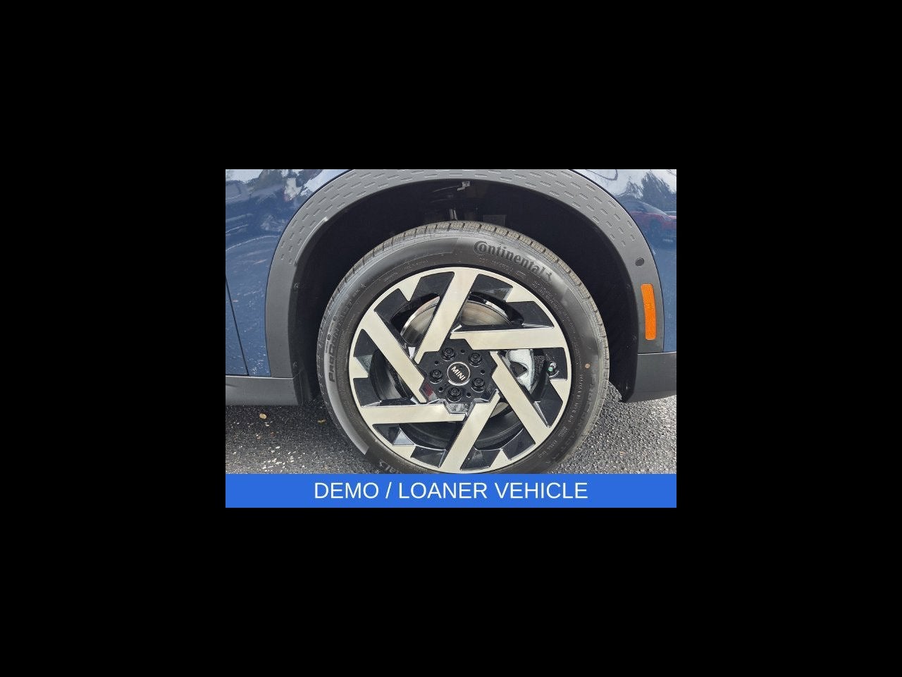 2027 MINI COUNTRYMAN SIGNATURE PLUS