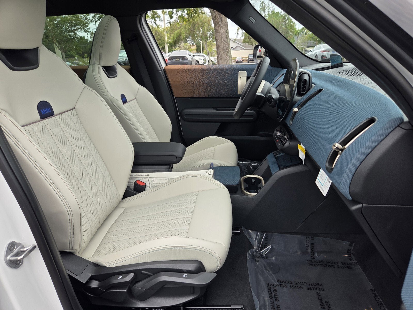 2027 MINI COUNTRYMAN SIGNATURE PLUS