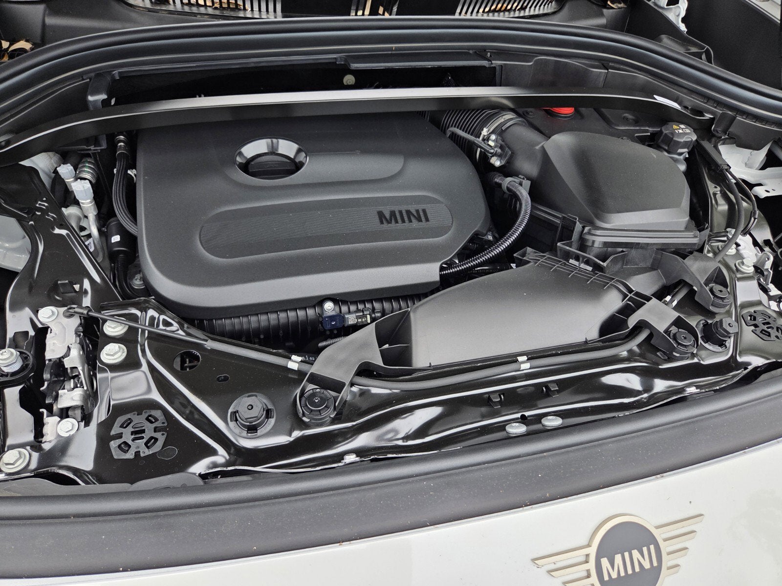 2027 MINI COUNTRYMAN SIGNATURE PLUS