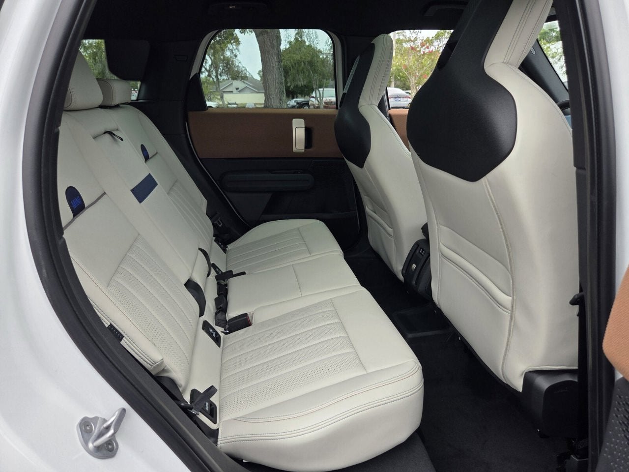 2027 MINI COUNTRYMAN SIGNATURE PLUS