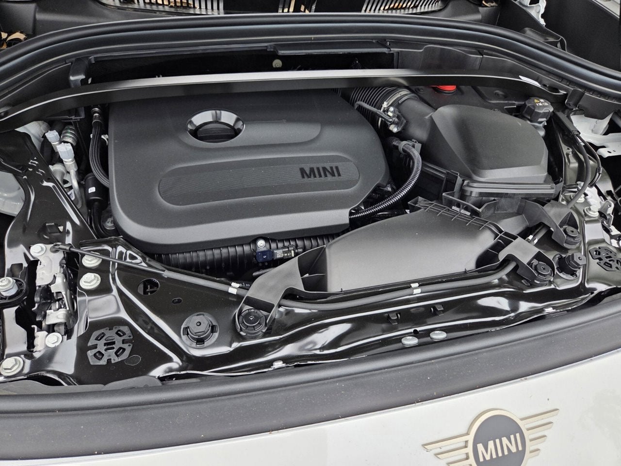 2027 MINI COUNTRYMAN SIGNATURE PLUS