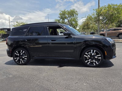2027 MINI COUNTRYMAN ICONIC