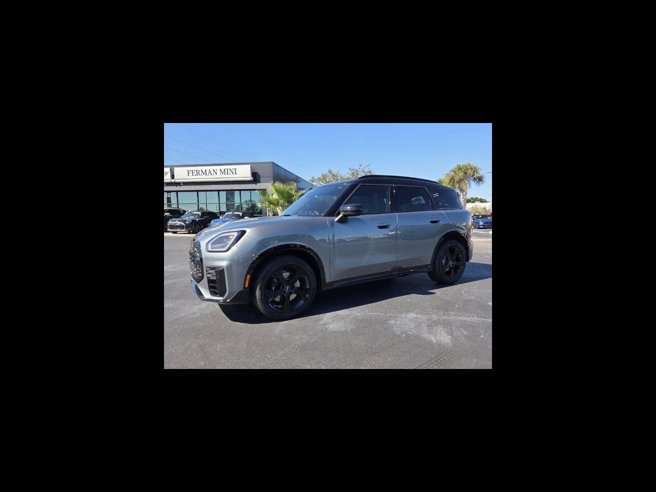 2027 MINI COUNTRYMAN ICONIC