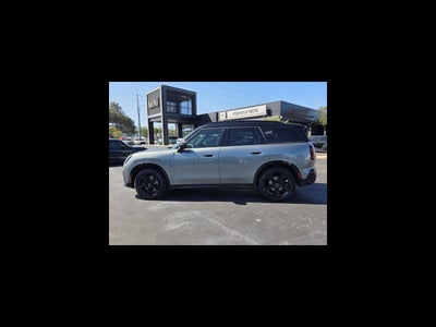 2027 MINI COUNTRYMAN ICONIC