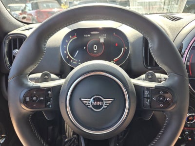 2023 MINI COUNTRYMAN Base