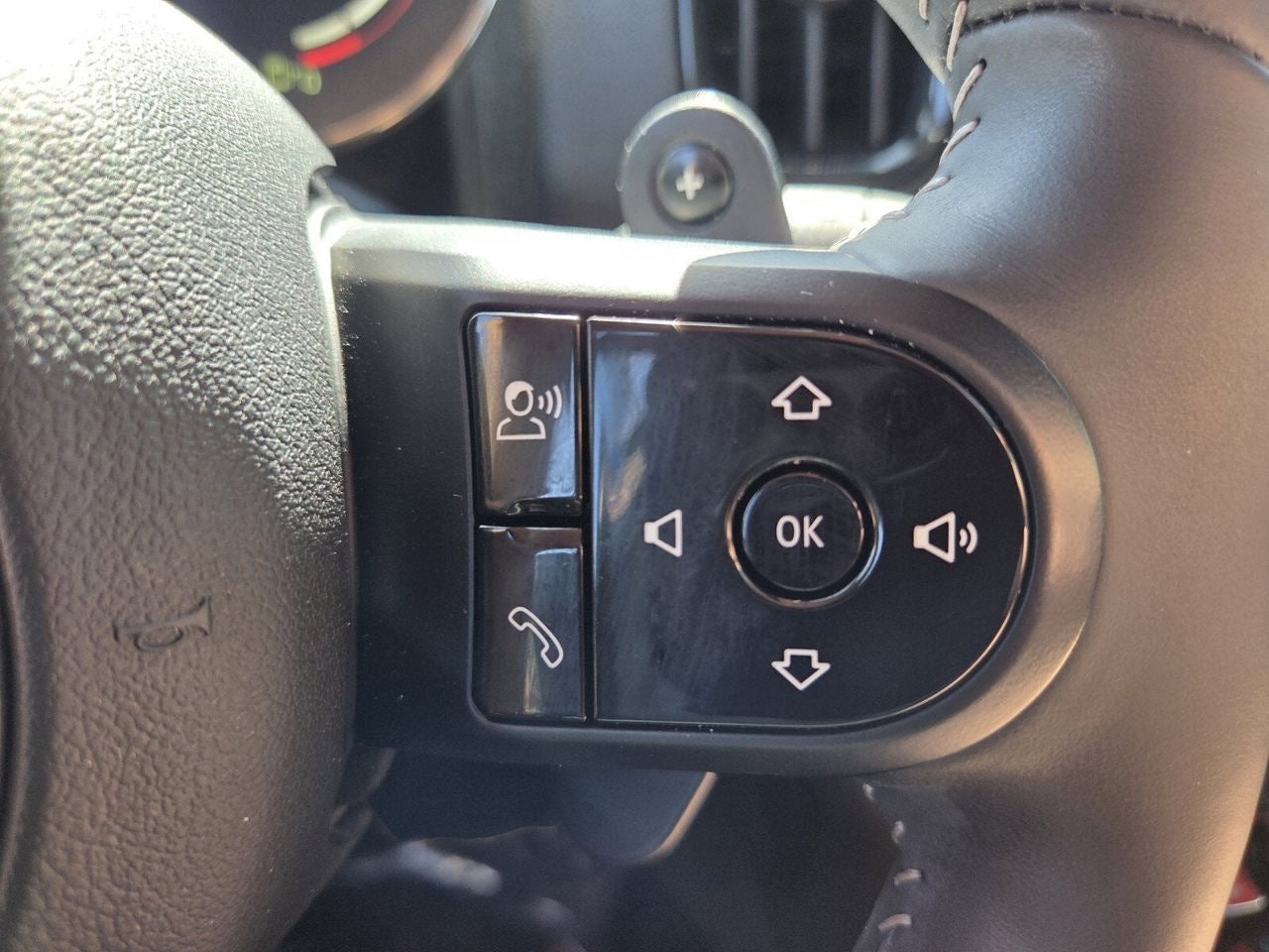 2023 MINI COUNTRYMAN Base