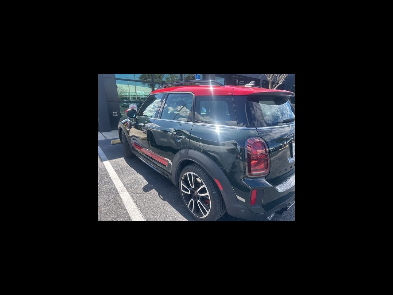 2023 MINI Countryman Base