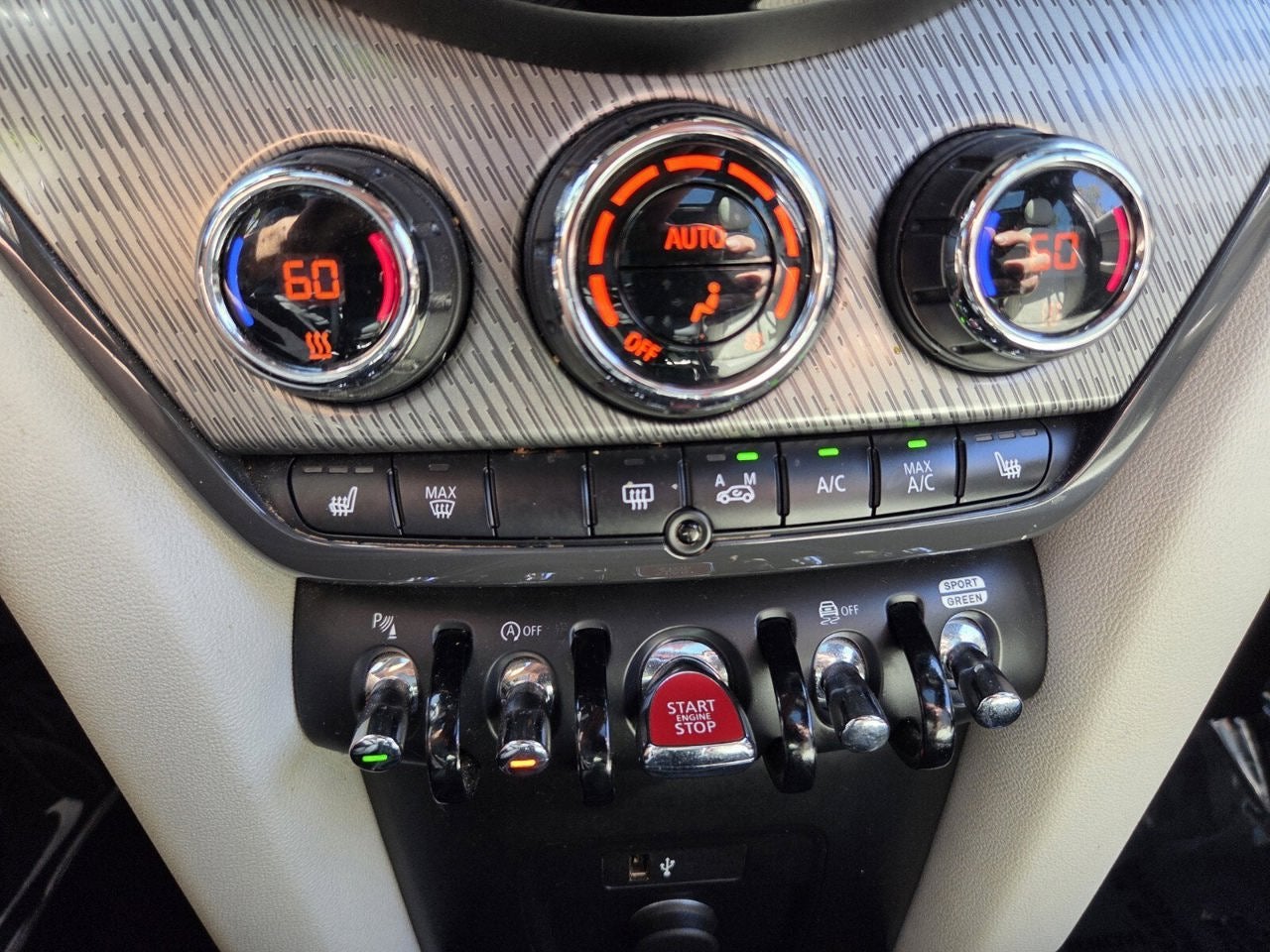 2021 MINI COUNTRYMAN ICONIC