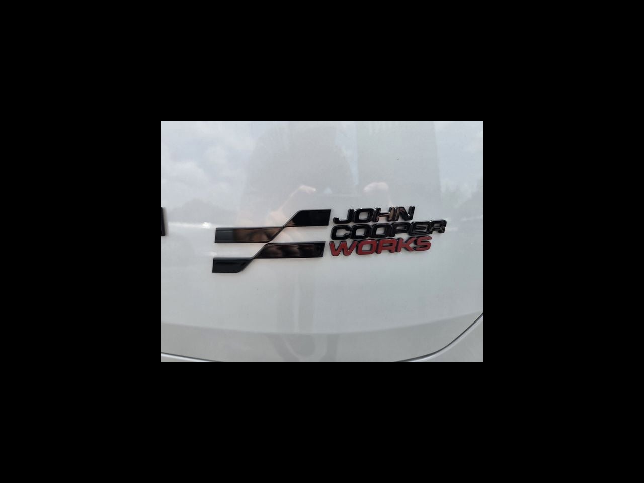 2027 MINI COUNTRYMAN ICONIC