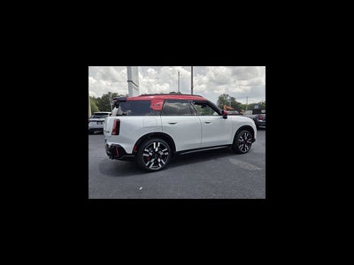 2027 MINI COUNTRYMAN ICONIC