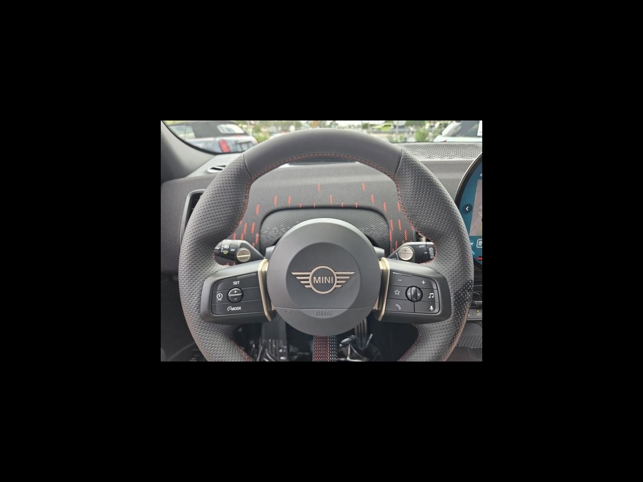2027 MINI COUNTRYMAN ICONIC