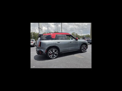 2027 MINI COUNTRYMAN ICONIC