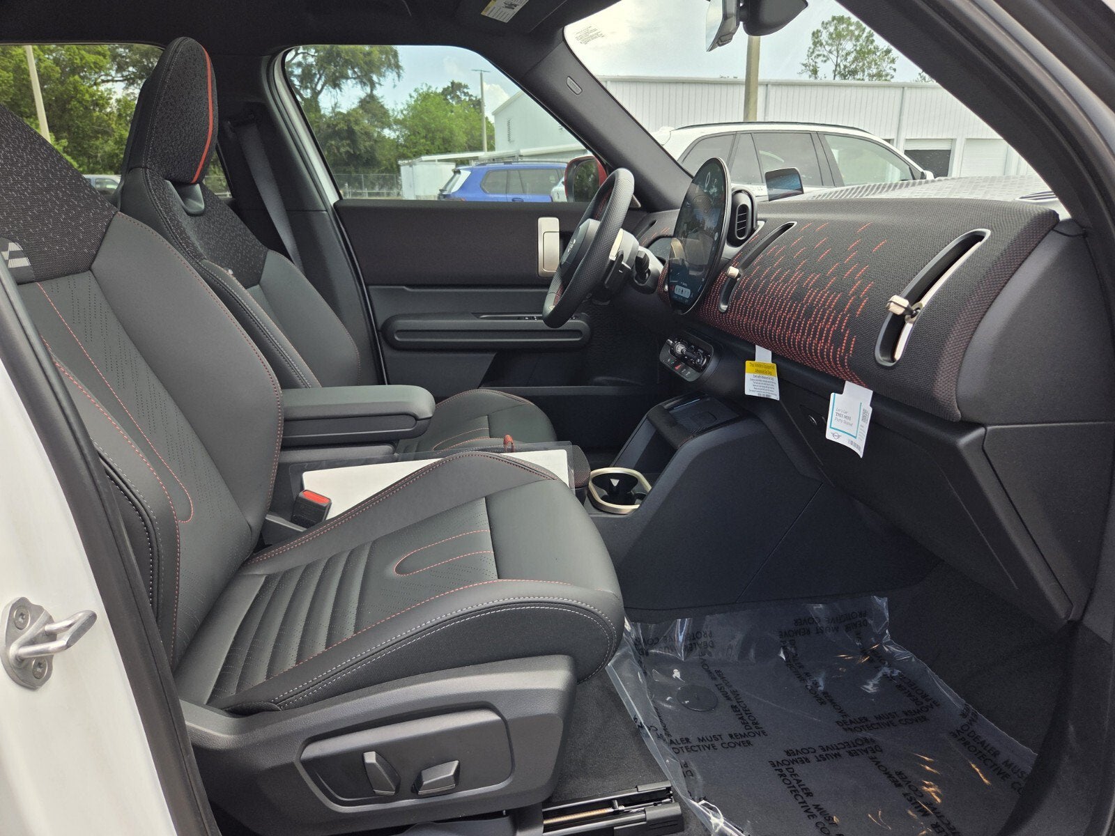 2027 MINI COUNTRYMAN ICONIC