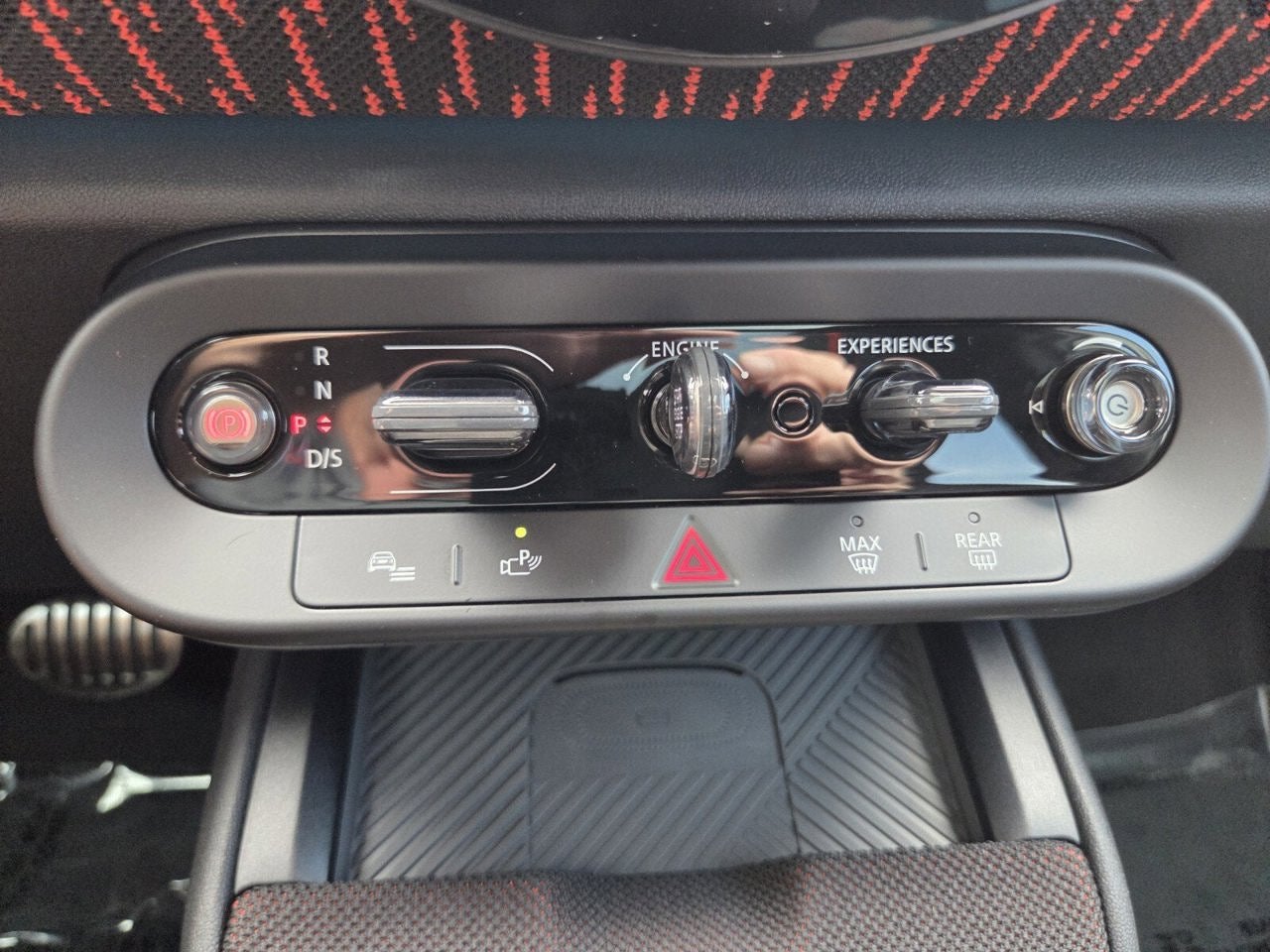 2027 MINI COUNTRYMAN ICONIC