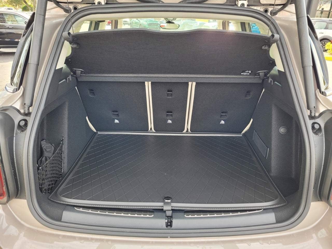 2024 MINI COUNTRYMAN SIGNATURE