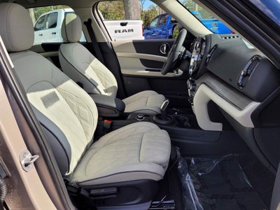 2024 MINI COUNTRYMAN SIGNATURE