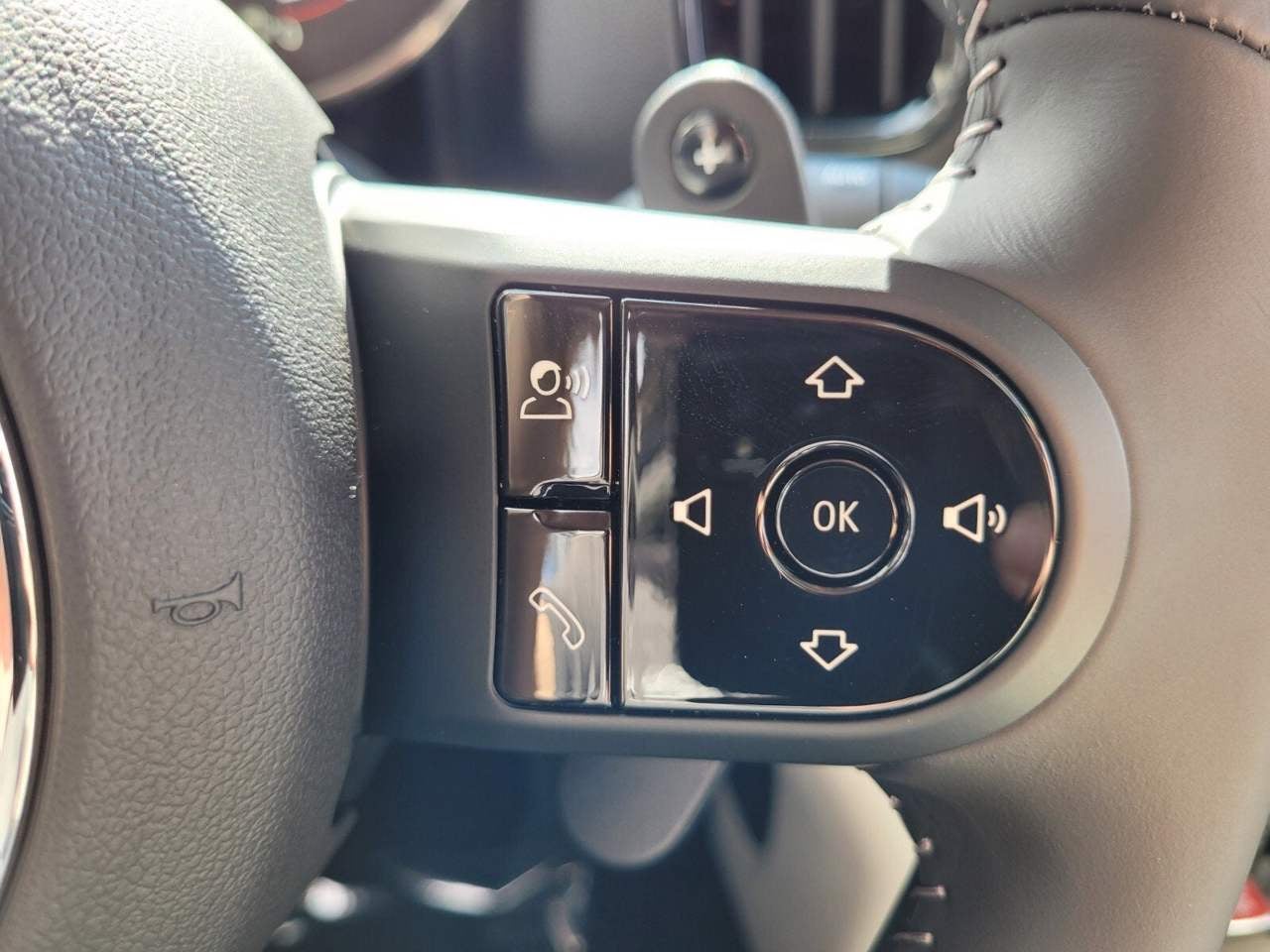 2024 MINI COUNTRYMAN SIGNATURE