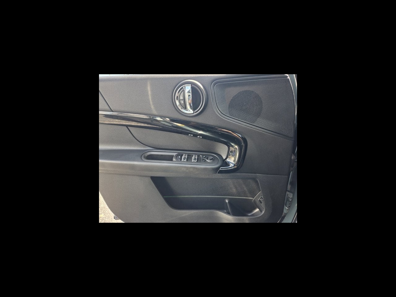 2024 MINI COUNTRYMAN SIGNATURE