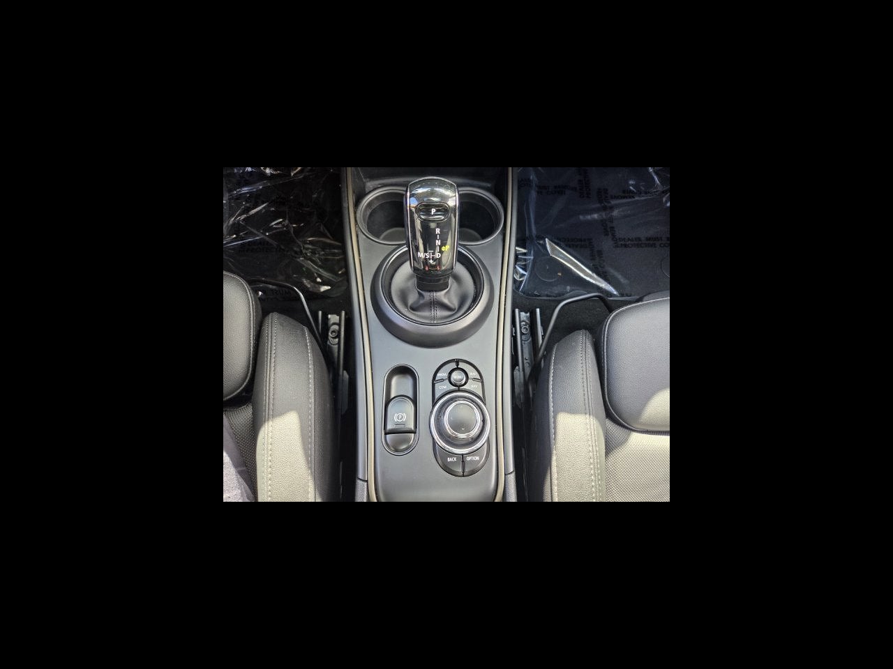 2024 MINI COUNTRYMAN SIGNATURE