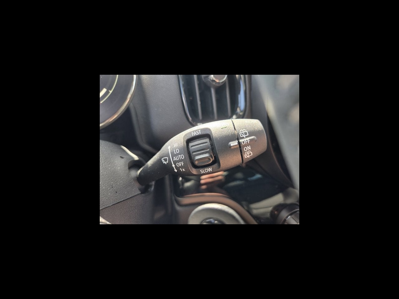 2024 MINI COUNTRYMAN SIGNATURE