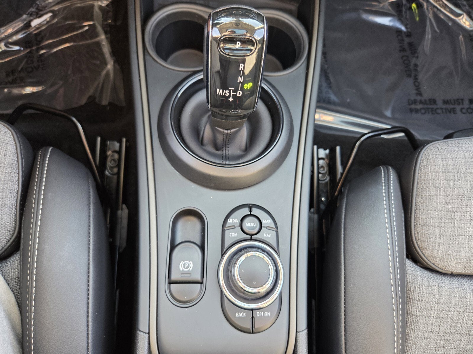 2024 MINI COUNTRYMAN SIGNATURE