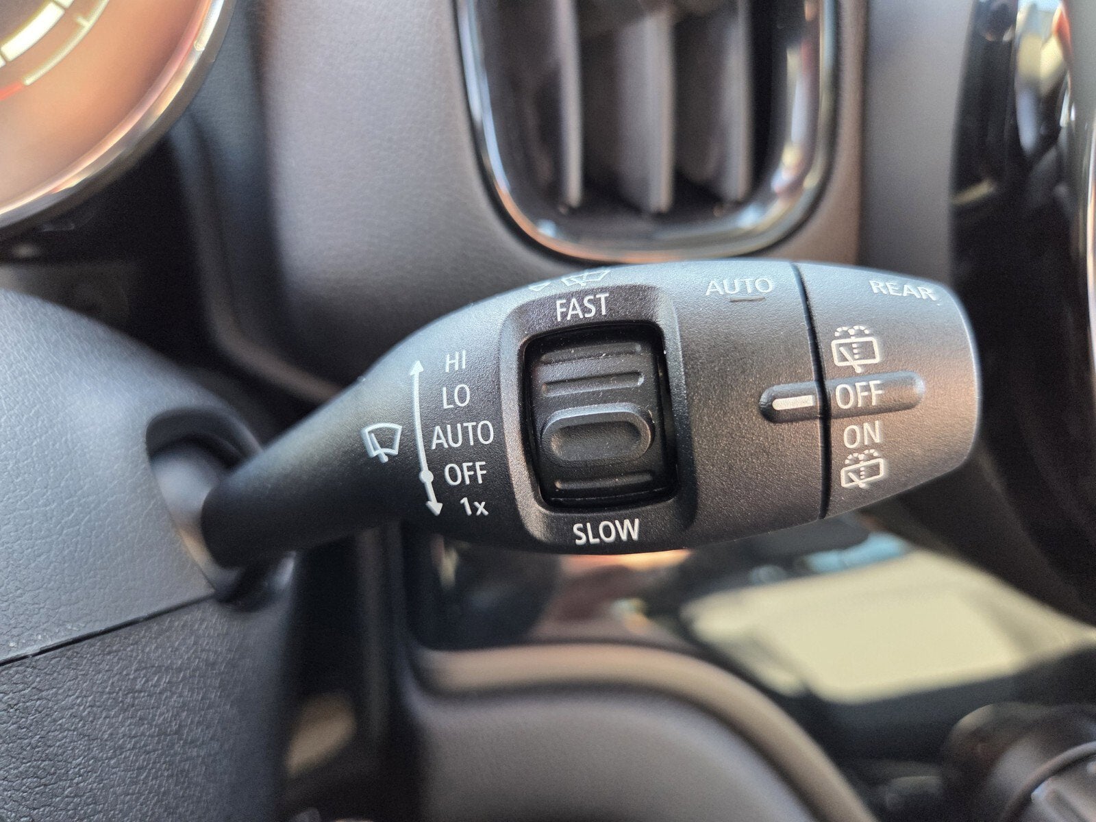 2024 MINI COUNTRYMAN SIGNATURE