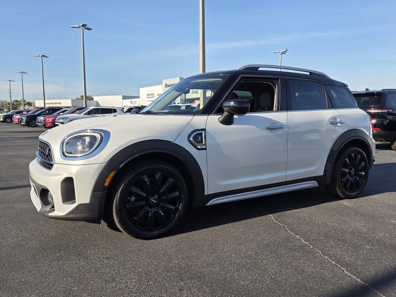 2024 MINI COUNTRYMAN SIGNATURE