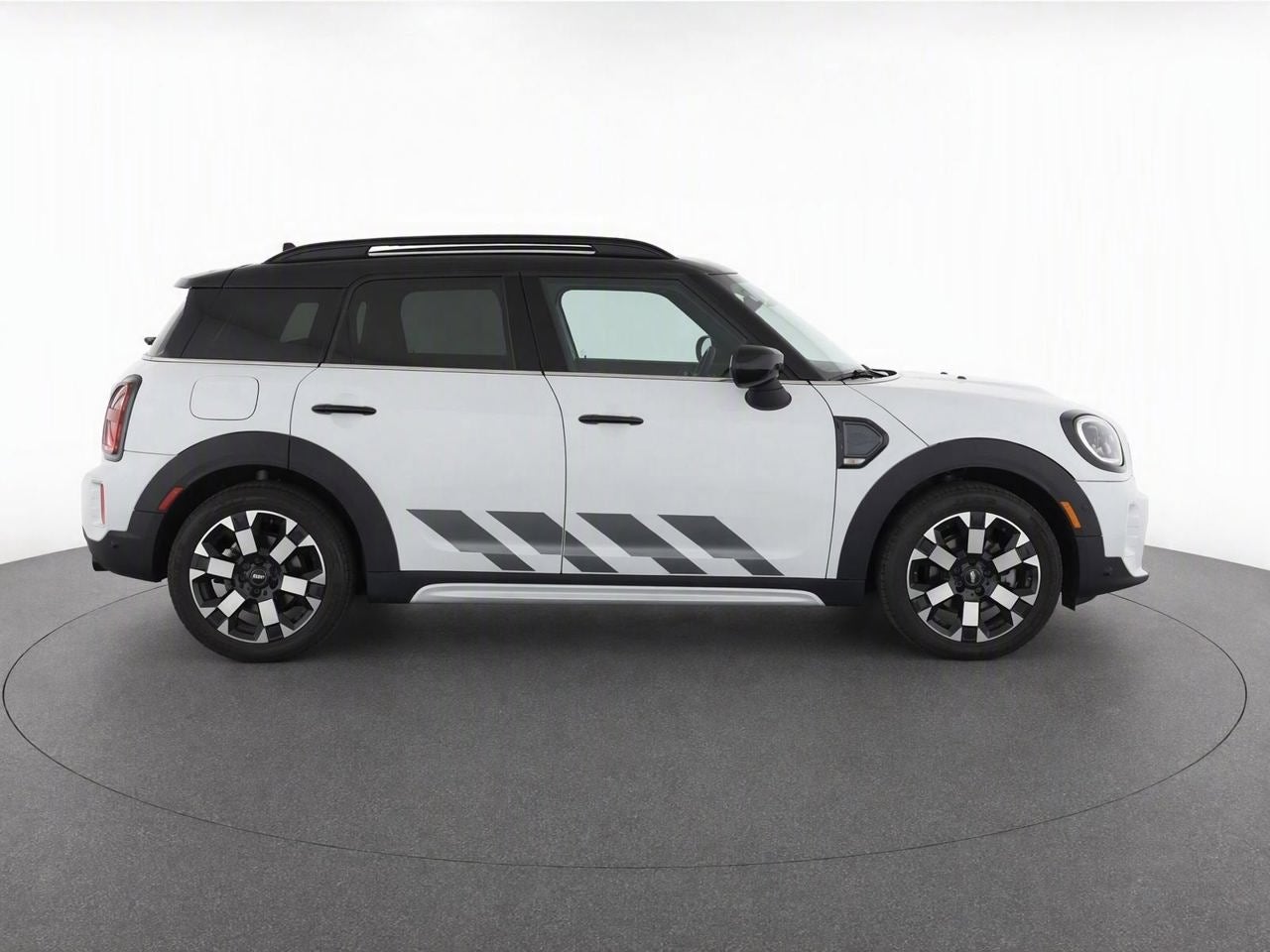 2024 MINI COUNTRYMAN ICONIC