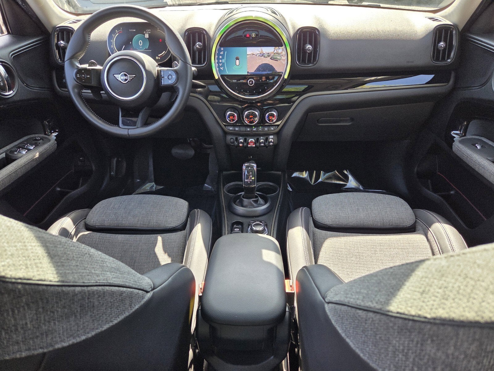 2023 MINI COUNTRYMAN Signature