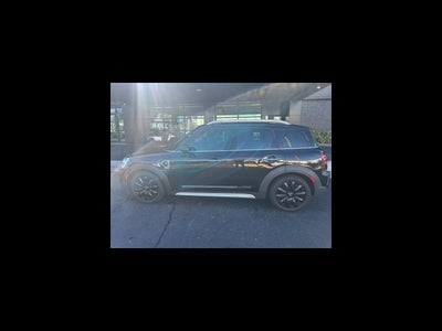 2023 MINI Countryman Signature