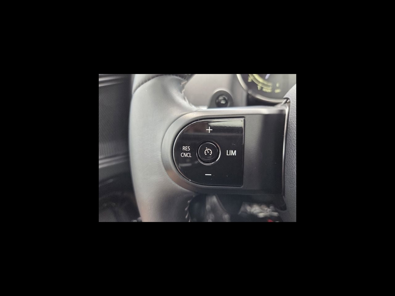2024 MINI COUNTRYMAN Signature