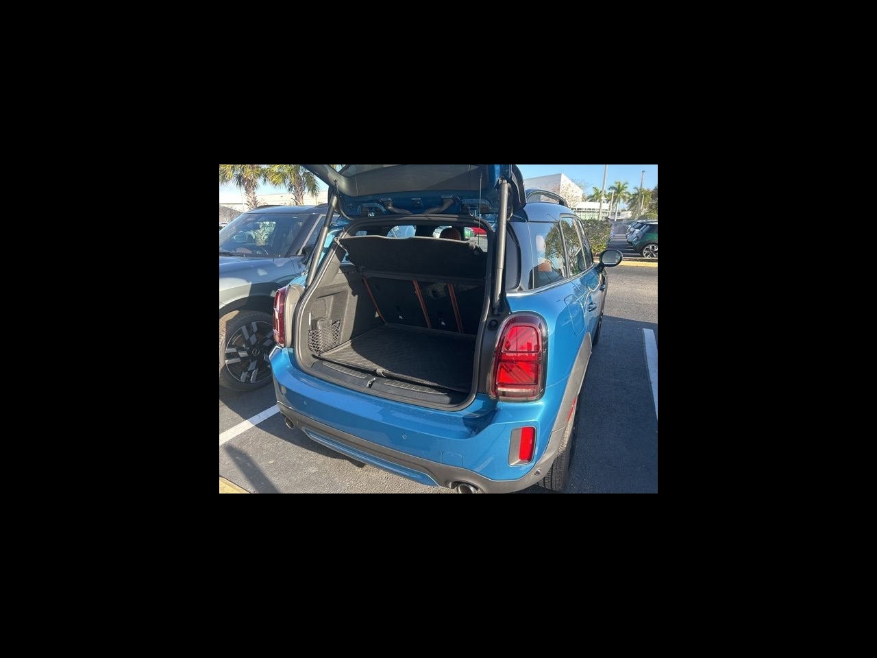 2023 MINI COUNTRYMAN Iconic