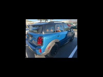 2023 MINI COUNTRYMAN Iconic