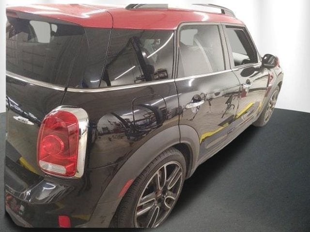 2018 MINI John Cooper Works Countryman Base
