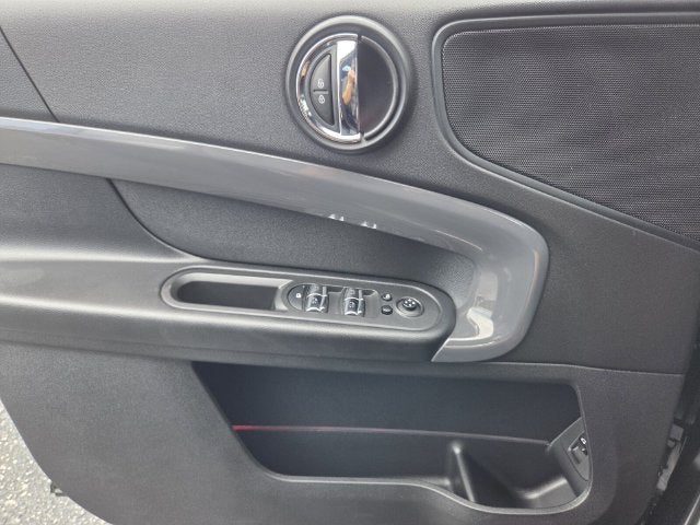 2018 MINI COUNTRYMAN Base