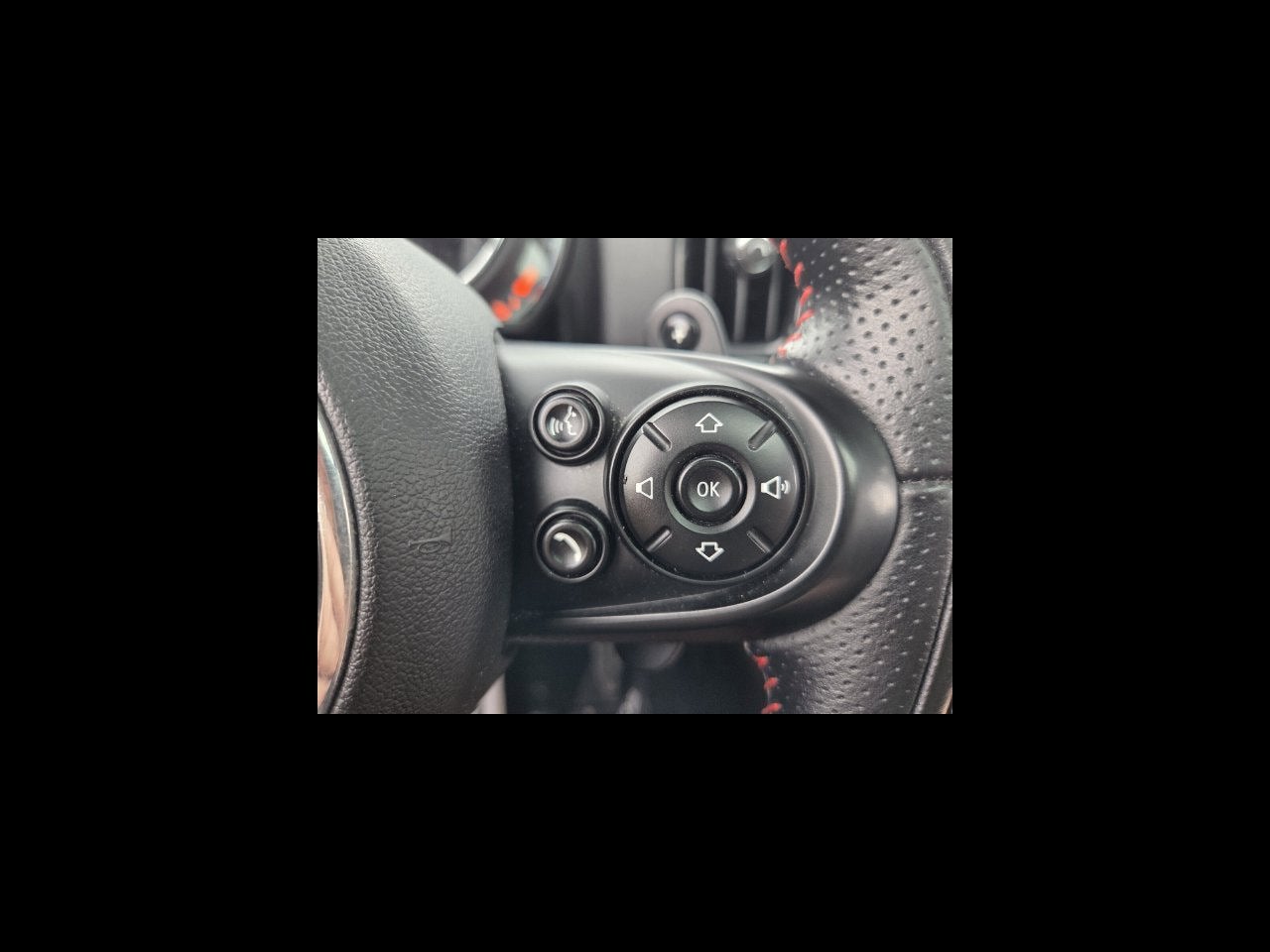 2018 MINI COUNTRYMAN Base