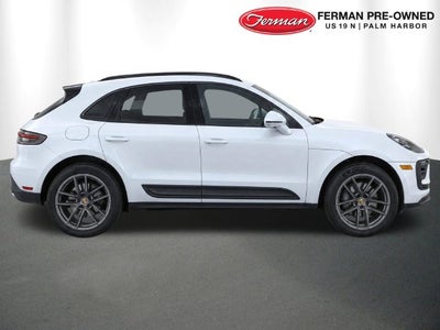2022 Porsche Macan Base