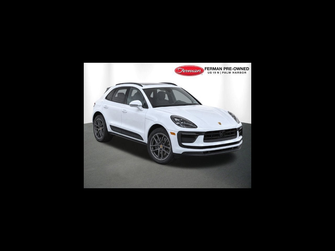 2022 Porsche Macan Base