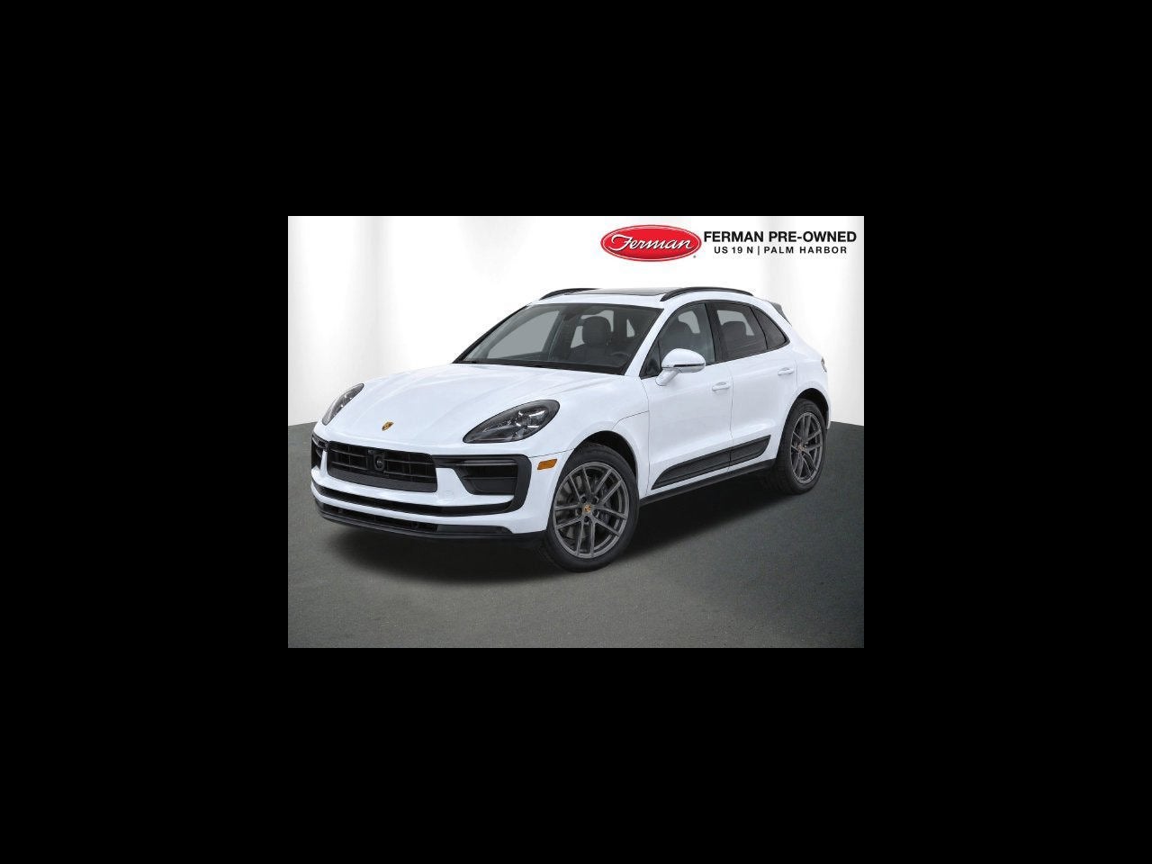 2022 Porsche Macan Base