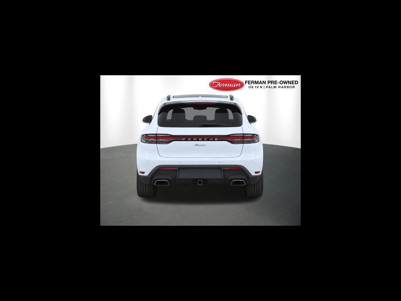 2022 Porsche Macan Base